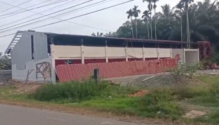 Diduga Tidak Sesuai Spesifikasi Dan SOP Kanopi Bangunan Gerai KDMP Ambruk; Berpotensi Rugikan Keuangan Negara