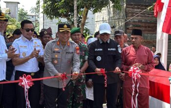 Bupati dan Wakil Bupati Pelalawan Hadiri Peresmian Jembatan Merah Putih Presisi di Desa Rangsang