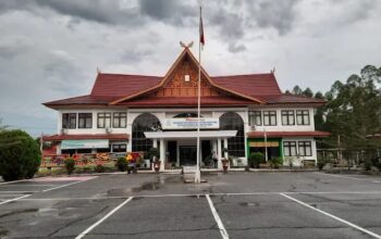 Kejari Rokan Hulu Tegaskan Izin Berobat Terdakwa Bukan Penghentian Proses Hukum