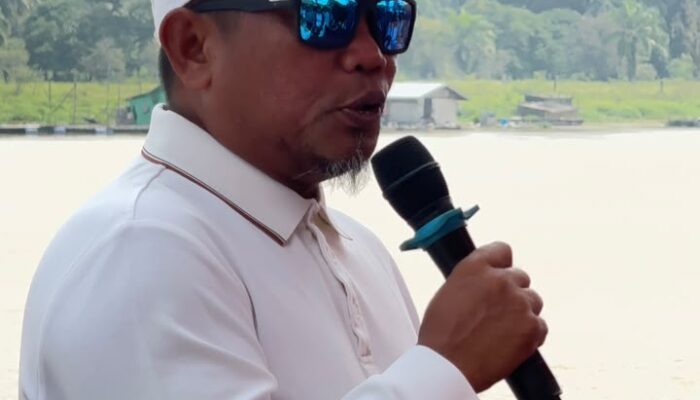 Bupati Zukri Buka Ketinting Boat Racing, Ribuan Warga Padati Sungai Kampar, “Mama Racing” Jadi Magnet Penonton