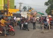 Antrean Panjang Pengisian Pertalite Terjadi di SPBU Jalan Perintis Kemerdekaan Binjai, Warga Harapkan Solusi Pemerintah