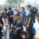 Bukti Nyata Sosok Pemimpin Kapolda Bengkulu Ikut Bantu Korban Laka Lantas Meskipun Hujan Deras Melanda