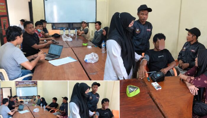 Terlapor Penganiayaan Berat Kepala Desa di Kaur diserahkan ke Polisi oleh keluarganya