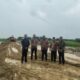 Sigap Tanggapi Keluhan Warga, Bupati Anton dan Ketua Apdesi Riau Tinjau Ruas Jalan Lintas Bonai Darussalam yang Rusak Parah